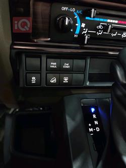 تۆیۆتا لاند کرۆزەر 70